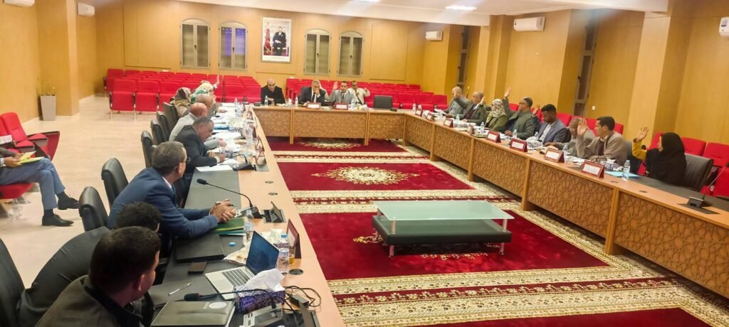 زاكورة: المجلس الإقليمي يصادق بالإجماع على برنامج ضخم لتأهيل وتهيئة الواحات بغلاف 624 مليون درهم