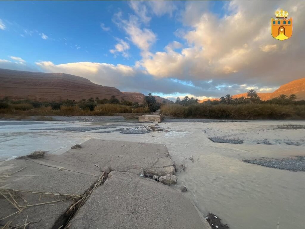 المصادقة بالإجماع على بناء قنطرة بأشبارو بإقليم الرشيدية لفك العزلة عن الساكنة بعد انهيار الجسر السابق